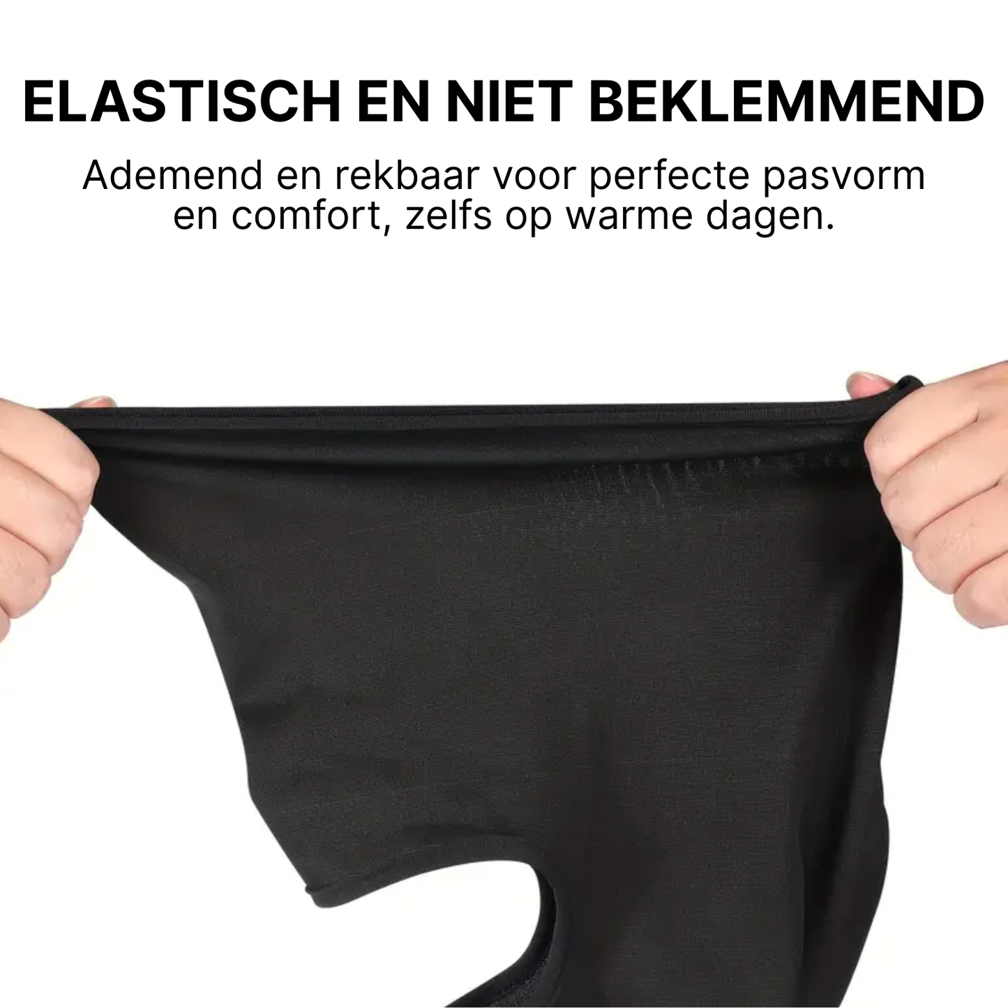Zwarte ThermoShield™ balaclava wordt uitgerekt tussen twee handen, toont rekbare en ademende stof.